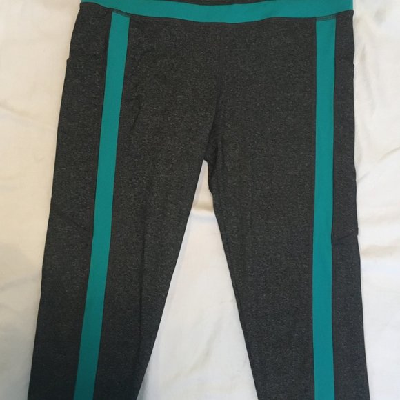 Forever 21 Youth Large Leggings Athletic Workout Pants Black Stretch Yoga Gym - Picture 9 of 9